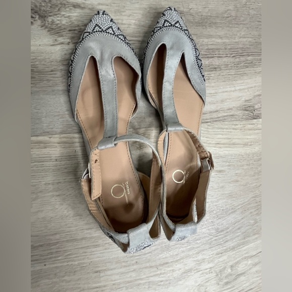 Bakers Alena Silver & Black Rhinestone Embellished Pointed Toe Flat Shoes Size 7 - Picture 6 of 7